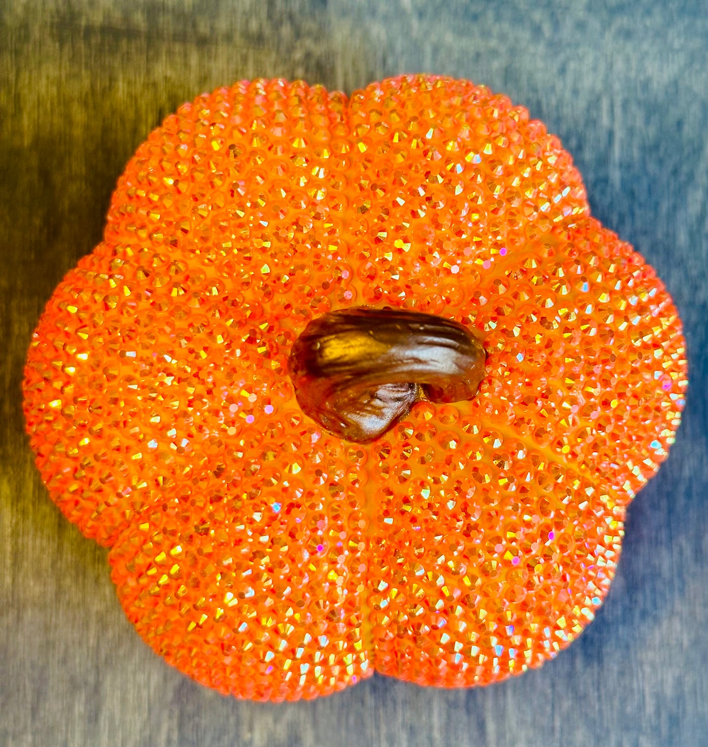 Glimmering Harvest Pumpkin- 4 Inches