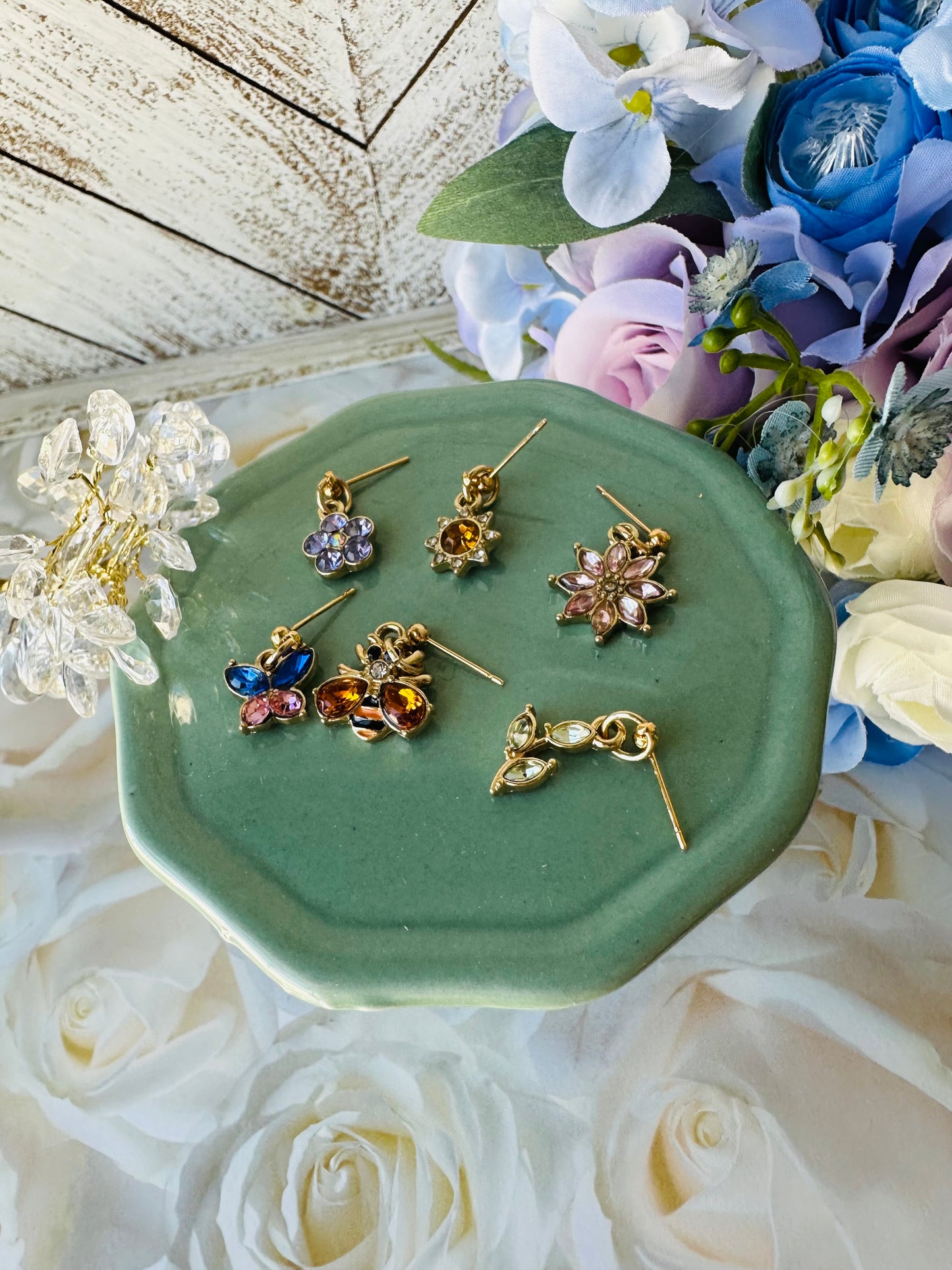 Simplistic Nature Earrings