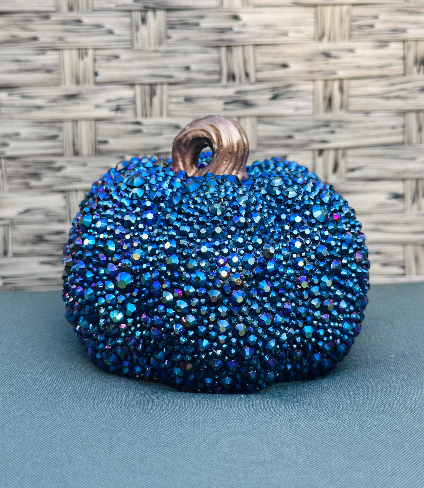 Glimmering Harvest Pumpkin- 4 Inches