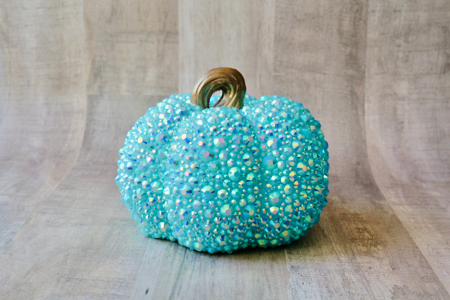 Glimmering Harvest Pumpkin- 4 Inches