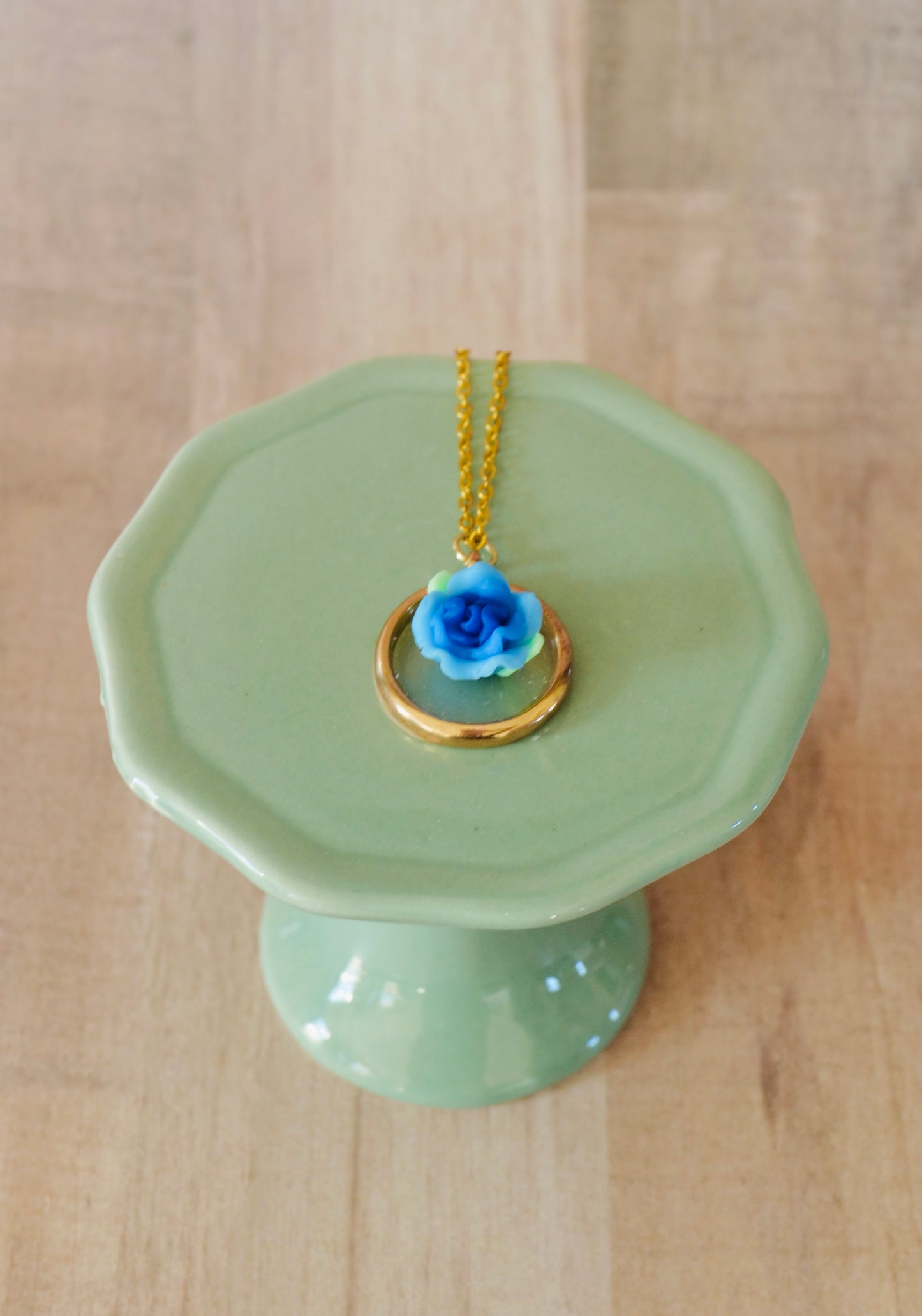 Blue Resin Flower Necklace