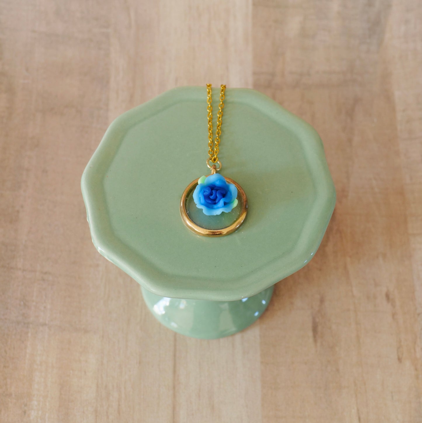 Blue Resin Flower Necklace