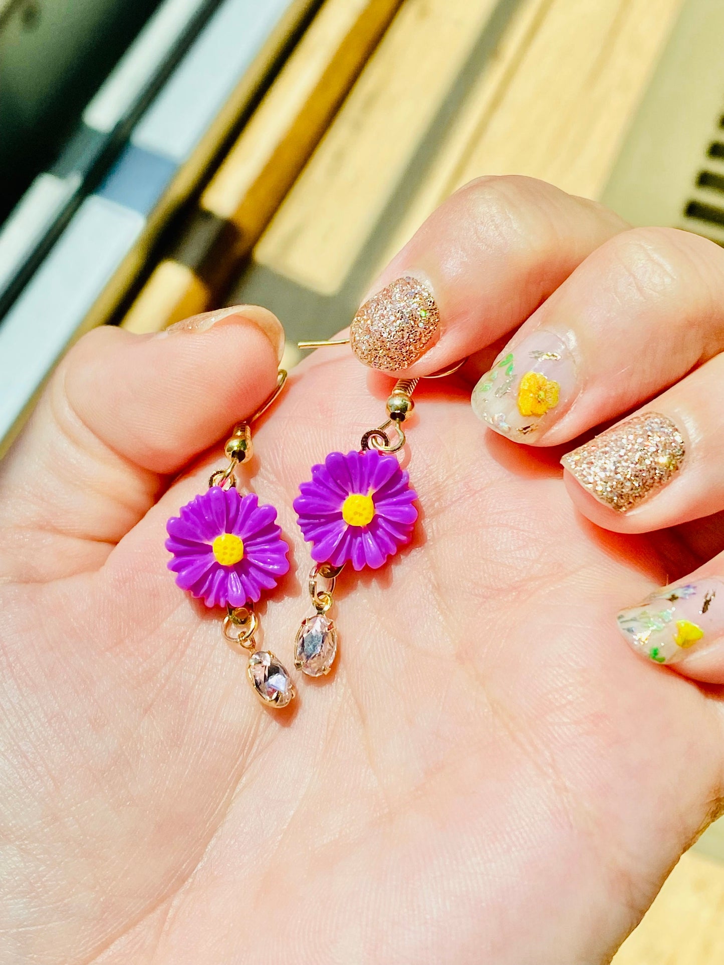 Golden Daisy Droplet Earrings