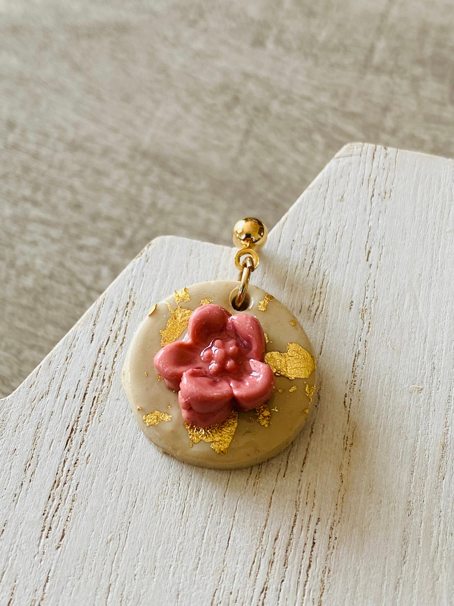 Pink Daisy Round Floral Earrings