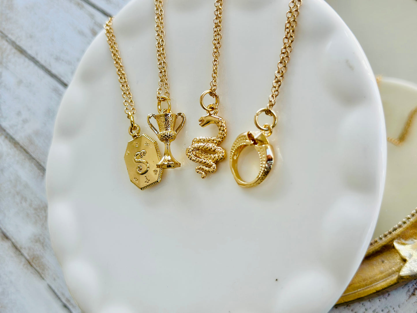 Magic Relic Necklace