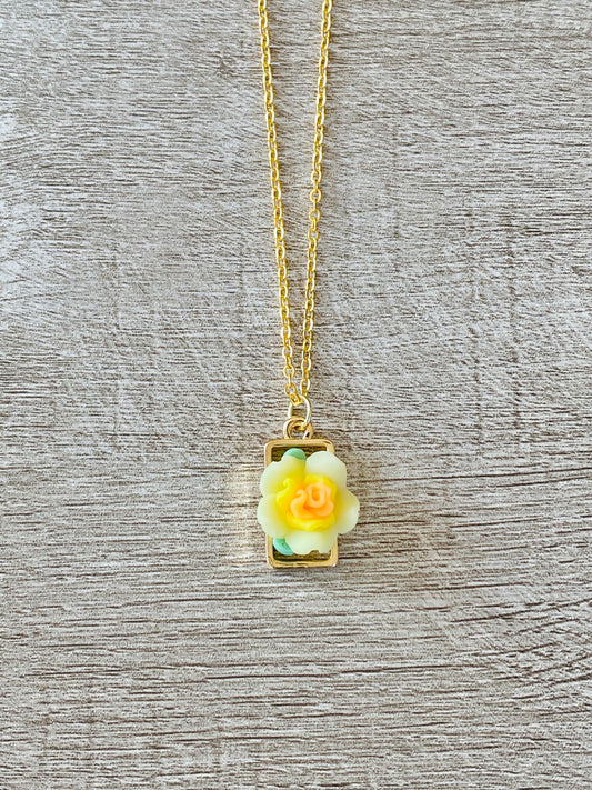 Small Rectangle Yellow Flower 18 Inch Necklace